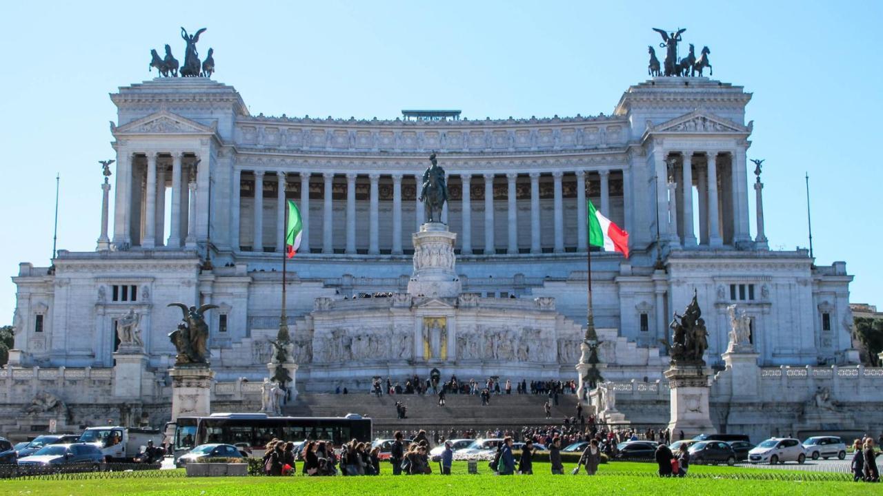 Apartmán Fontana Di Trevi Luxury Nest Řím Exteriér fotografie